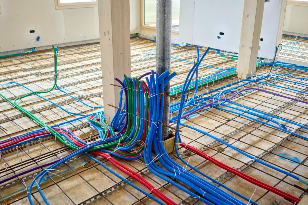 Fabricants de systèmes de plomberie et d'électricité