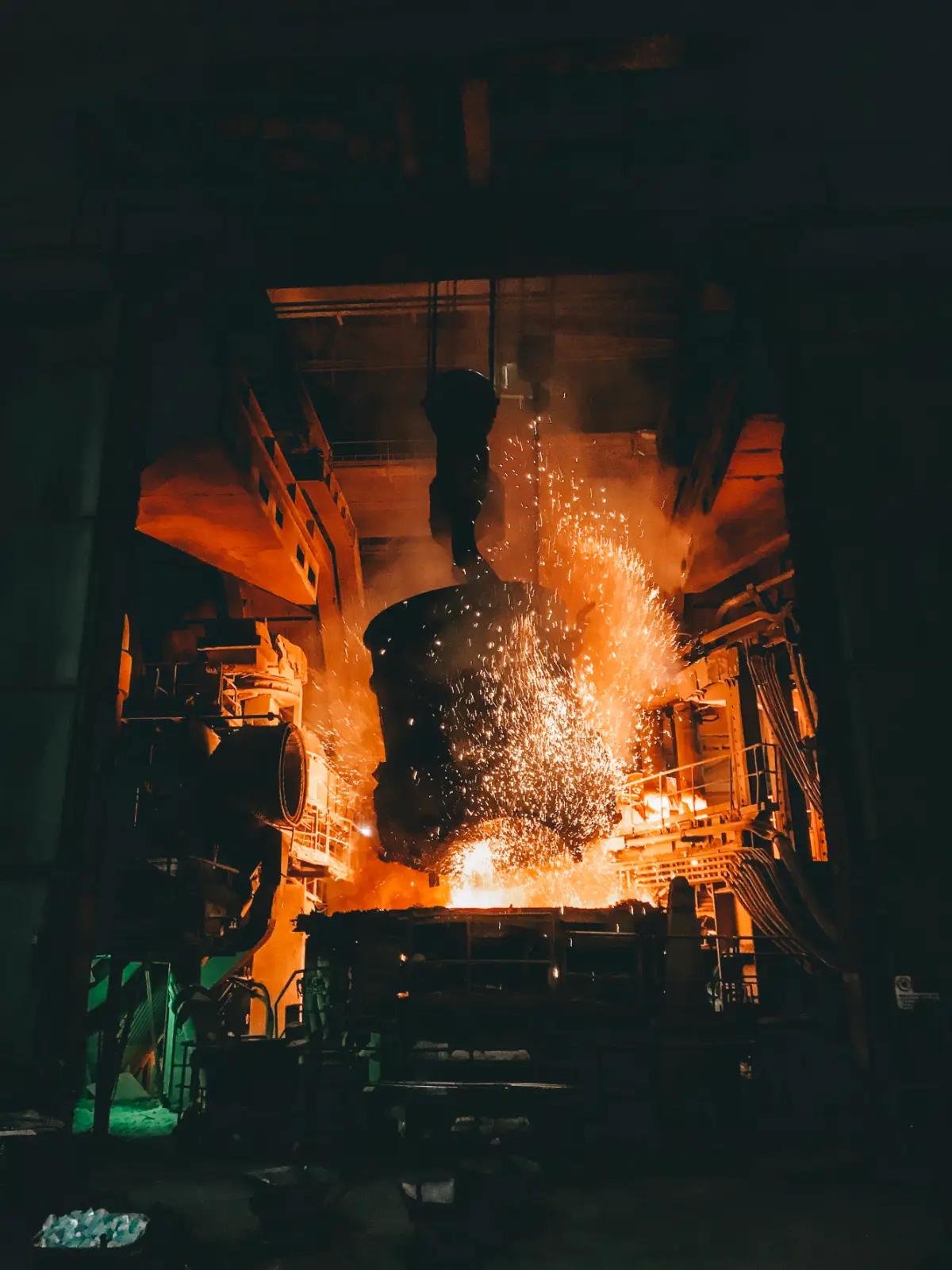 Fonderie et usine de transformation des métaux